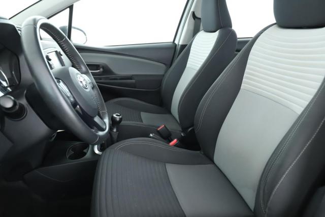 Toyota Yaris image 8