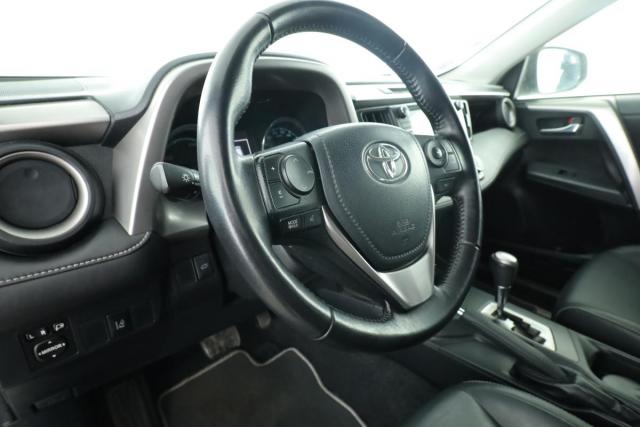 Toyota Rav4 image 9