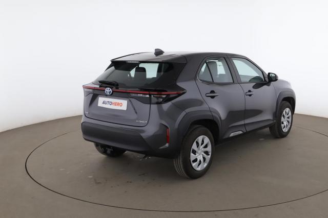 Toyota Yaris Cross image 9