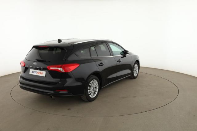 Ford Focus image 8