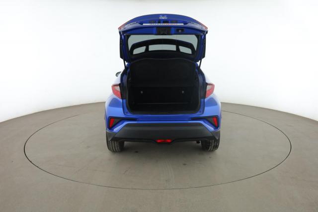 Toyota C-Hr image 9