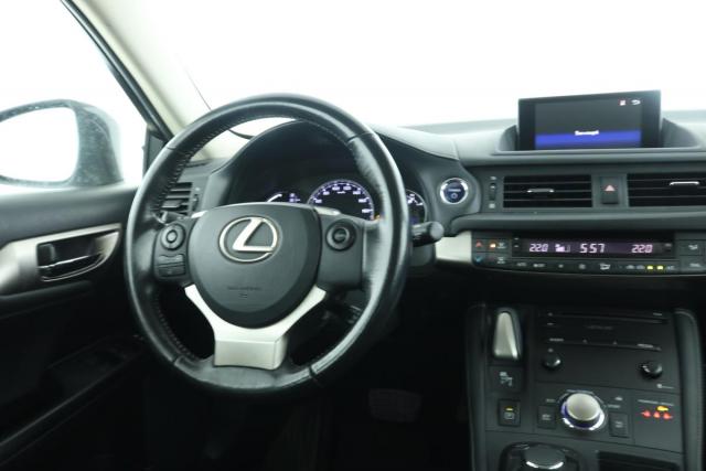 Lexus Ct 200h image 3