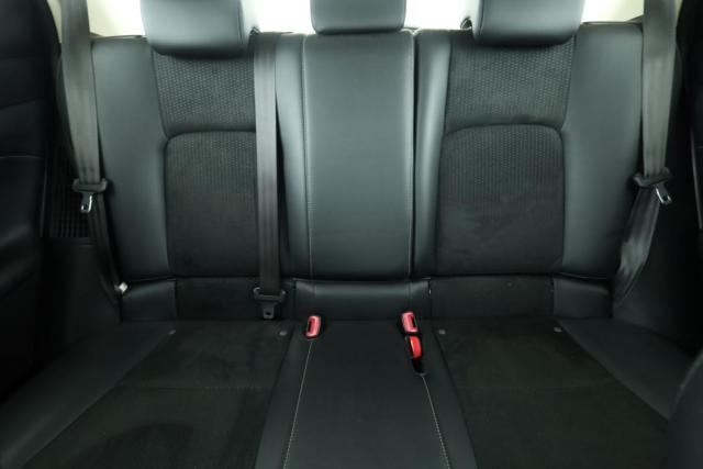 Lexus Ct 200h image 2