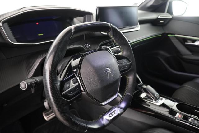 Peugeot 208 image 9