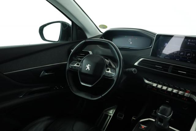 Peugeot 3008 image 8