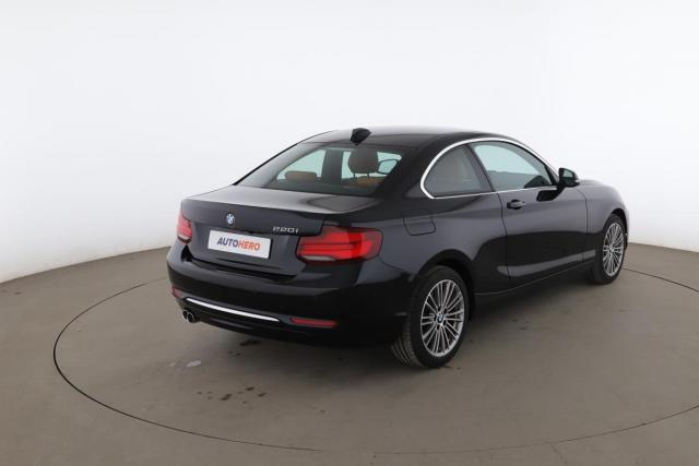 Bmw Serie 2 image 9