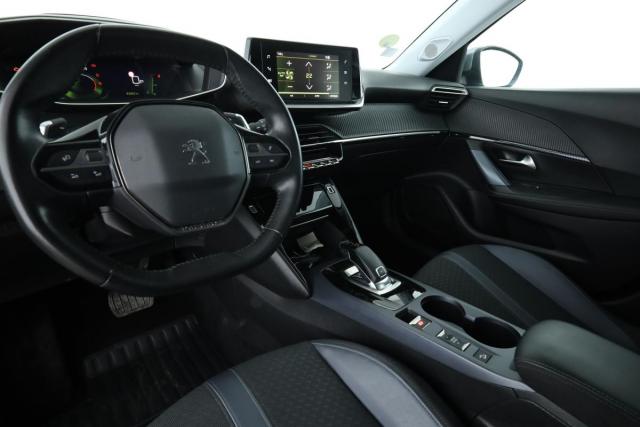 Peugeot 2008 image 1