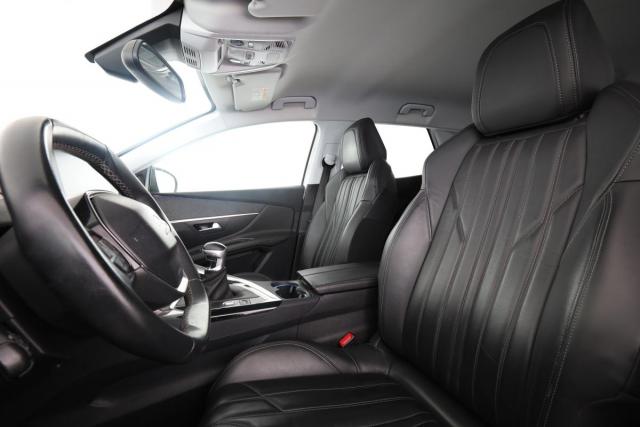 Peugeot 3008 image 9
