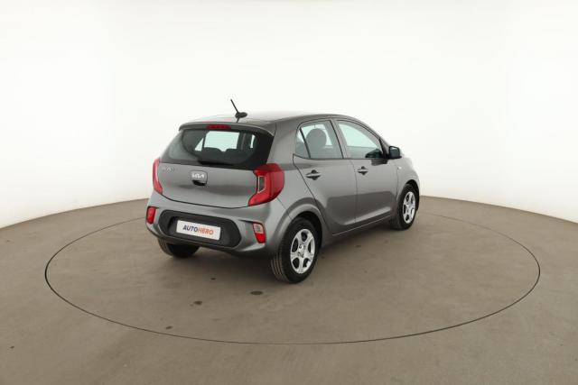 Kia Picanto image 7