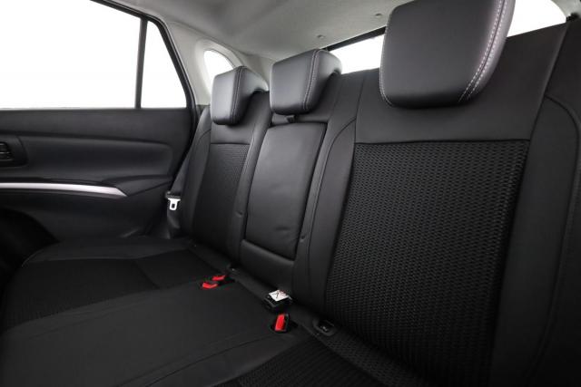 Suzuki S-Cross image 5