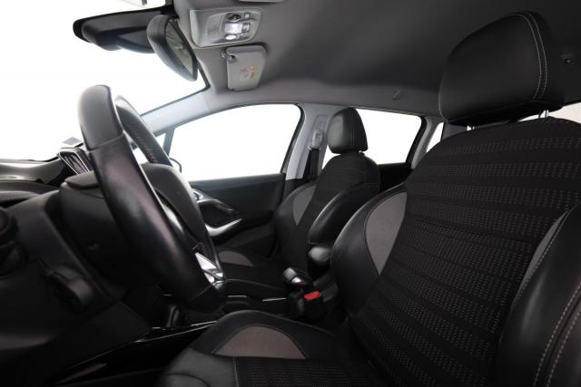 Peugeot 2008 image 5