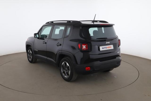 Jeep Renegade image 9