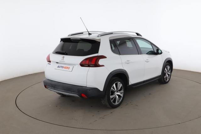 Peugeot 2008 image 4
