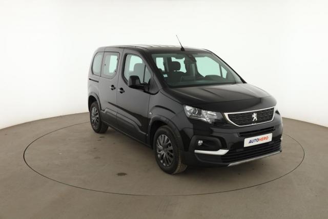 Peugeot Rifter image 9