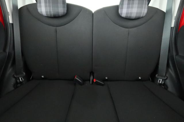 Peugeot 108 image 3