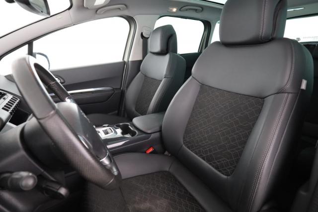 Peugeot 3008 image 3