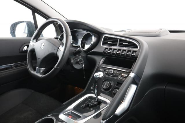 Peugeot 3008 image 6