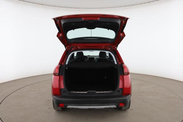 Peugeot 2008 image 1