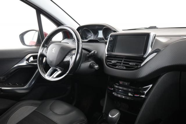 Peugeot 2008 image 5