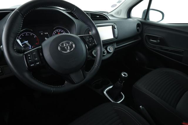 Toyota Yaris image 2