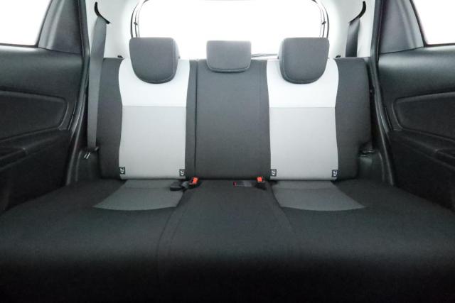 Toyota Yaris image 7