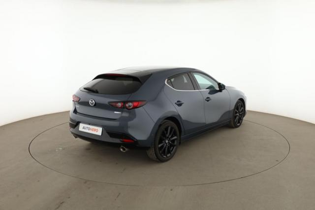 Mazda 3 image 1