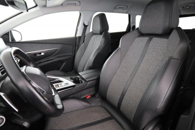 Peugeot 5008 image 9