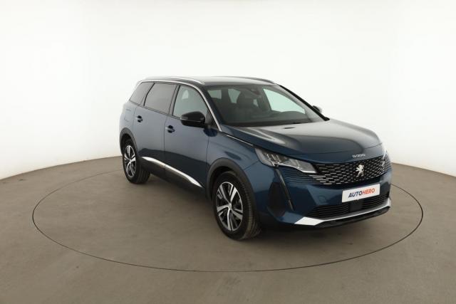 Peugeot 5008 image 4