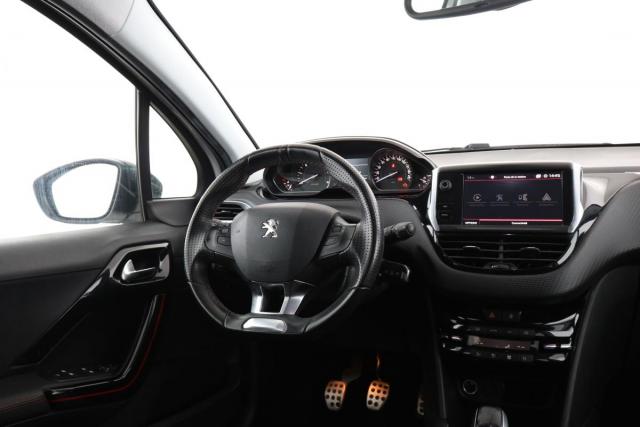 Peugeot 208 image 5
