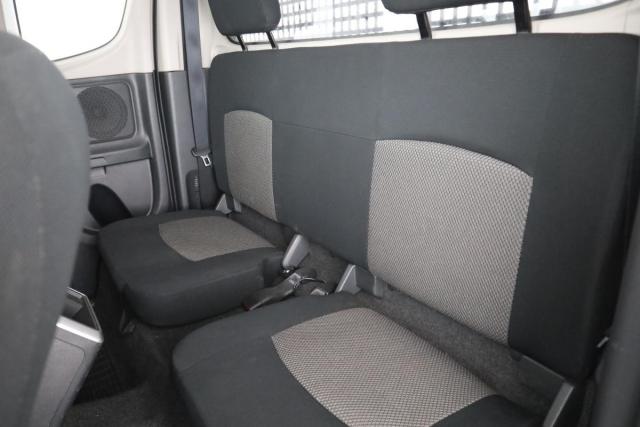 Mitsubishi L200 image 6