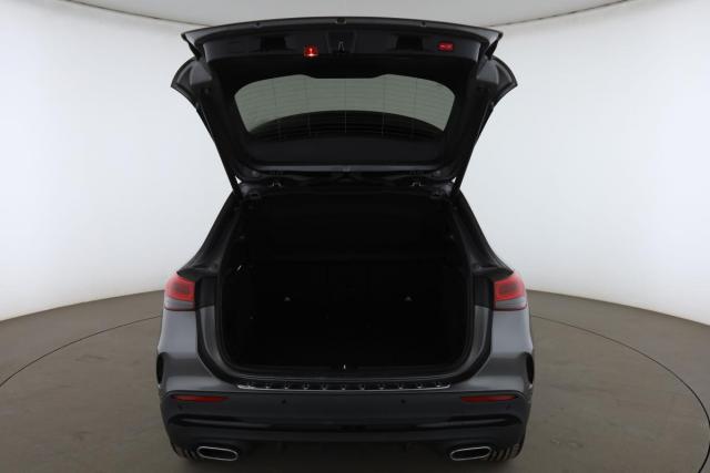 Mercedes Benz Gla image 6