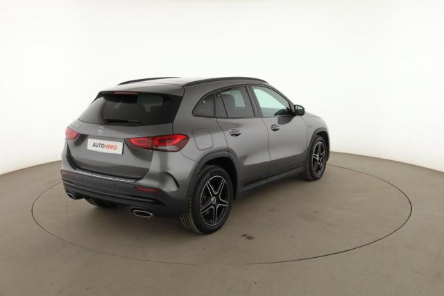 Mercedes Benz Gla image 4