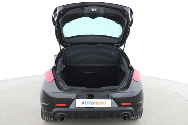 Alfa Romeo Giulietta image 6