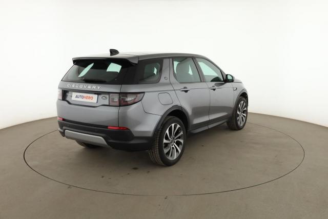 Land Rover Discovery Sport image 1