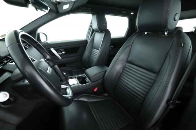 Land Rover Discovery Sport image 6