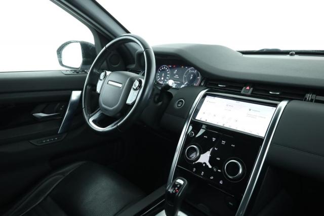 Land Rover Discovery Sport image 3