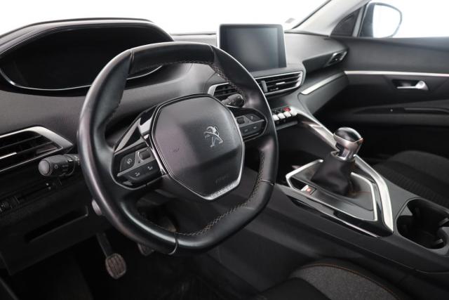 Peugeot 5008 image 8