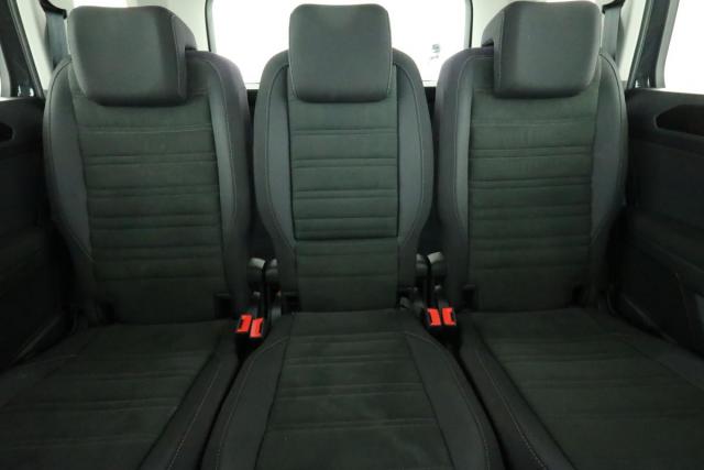 Volkswagen Touran image 1