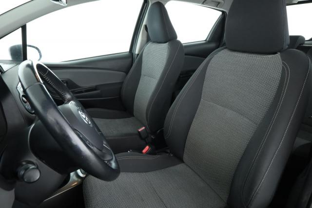 Toyota Yaris image 9
