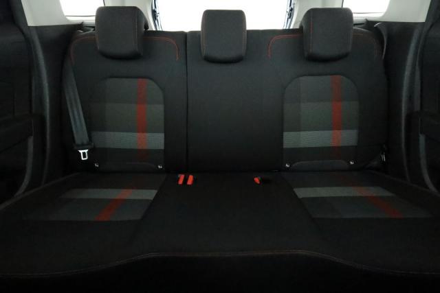 Dacia Duster image 3