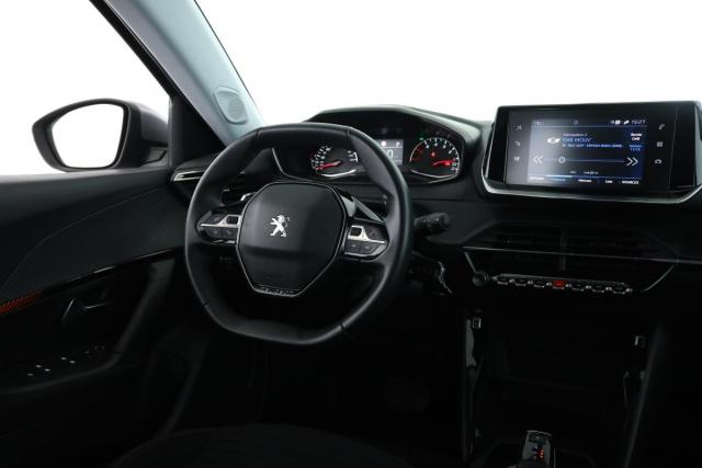 Peugeot 2008 image 1