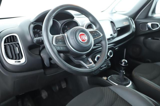 Fiat 500l image 9