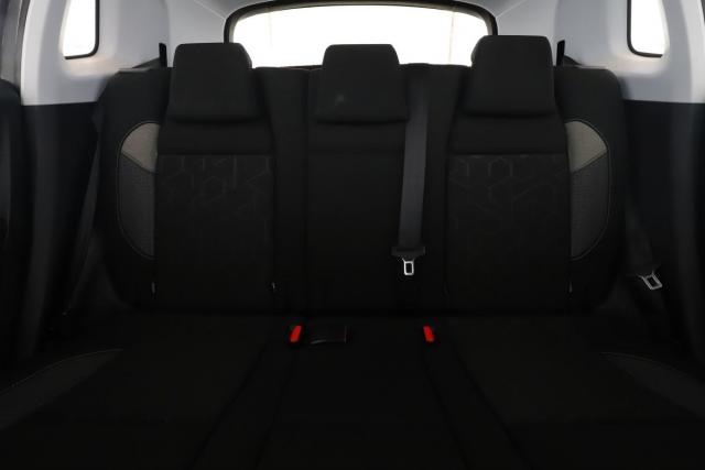 Peugeot 2008 image 1