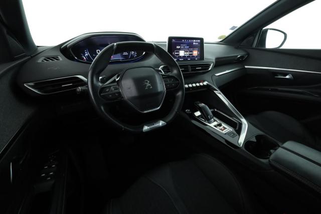 Peugeot 5008 image 8