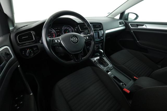 Volkswagen Golf image 2