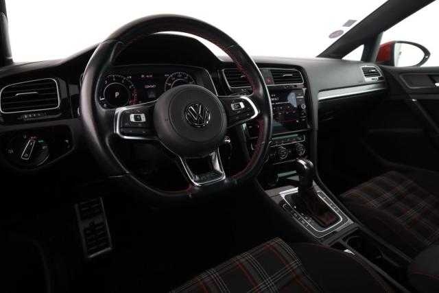 Volkswagen Golf image 2