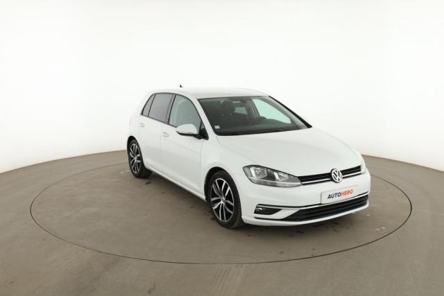Volkswagen Golf image 8