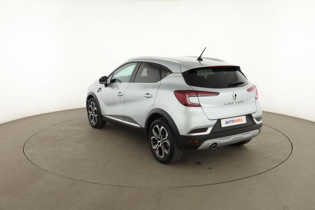 Renault Captur image 2