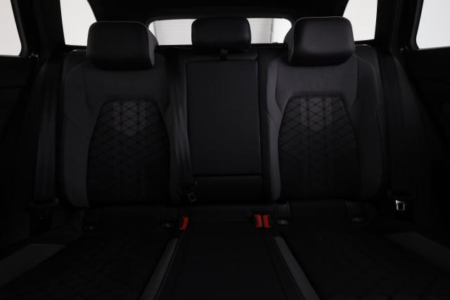 Volkswagen Golf Sw image 3