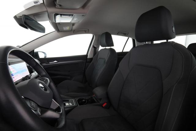 Volkswagen Golf image 6